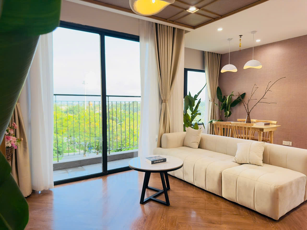 z6768126739355_21e0acdfdc0dcec13b7c048b62f15109